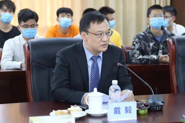 尊龙凯时人生就是搏董事长戴毅