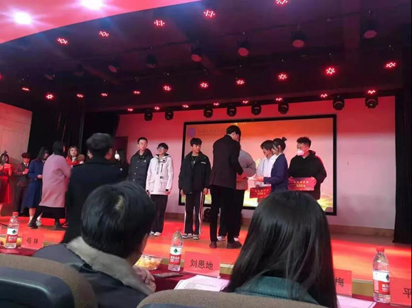 尊龙凯时人生就是搏武汉商贸职业学院合作签约 尊龙凯时人生就是搏武汉商贸职业学院合作签约